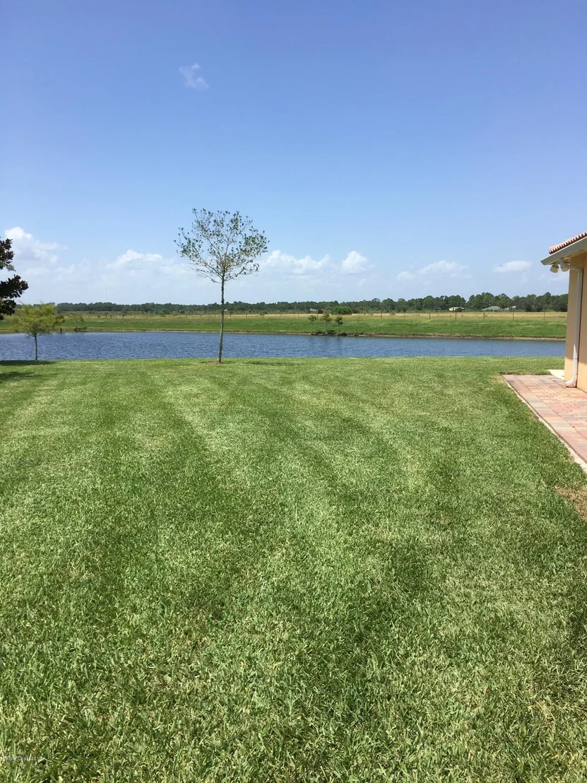 Photo of 3484 Hyperion Way SE