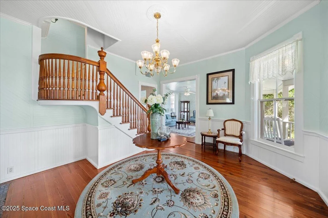 Photo of 607 Rockledge Drive