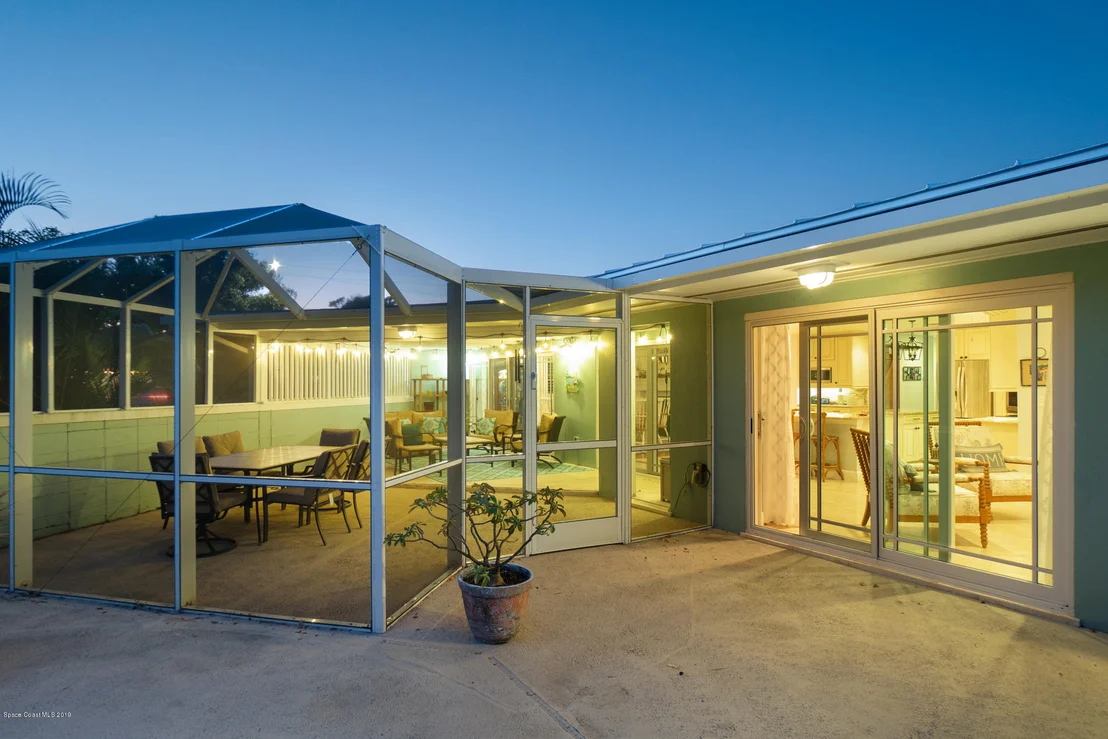 Photo of 905 Magnolia Drive
