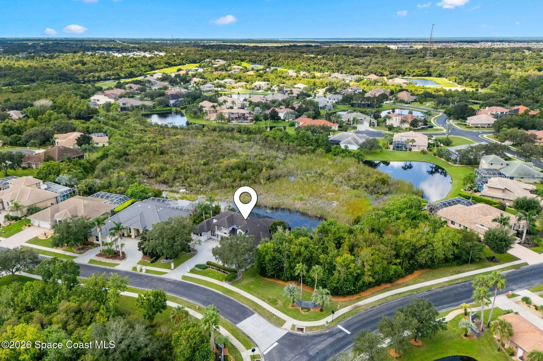 Photo of 804 Chatsworth Drive