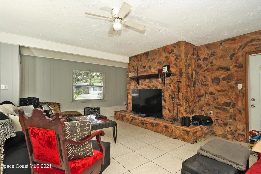 Photo of 2473 Bonny Drive