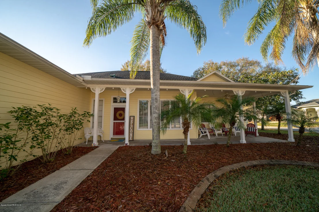 Photo of 973 Whisperoak Drive