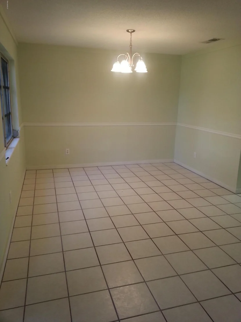 Photo of 1442 Floyd Drive