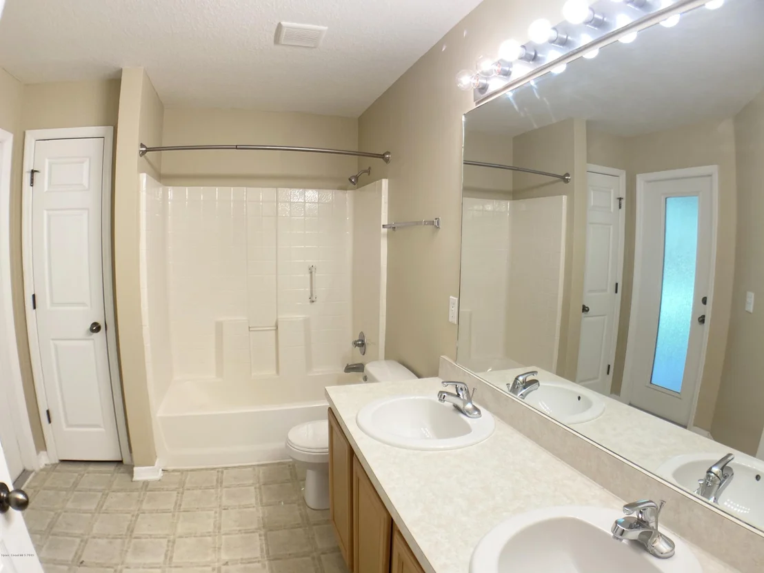Photo of 2273 Merlin Drive