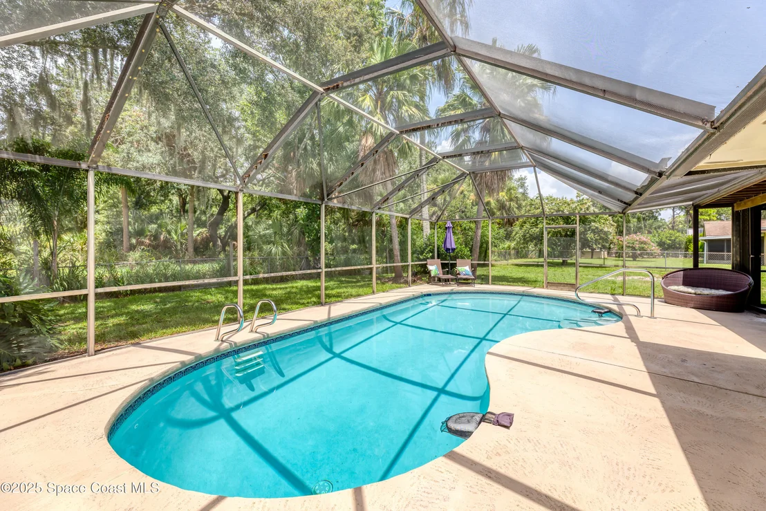 Photo of 1368 Gleneagles Way