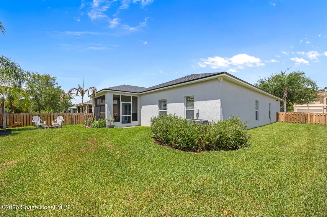 Photo of 2049 Maeve Circle