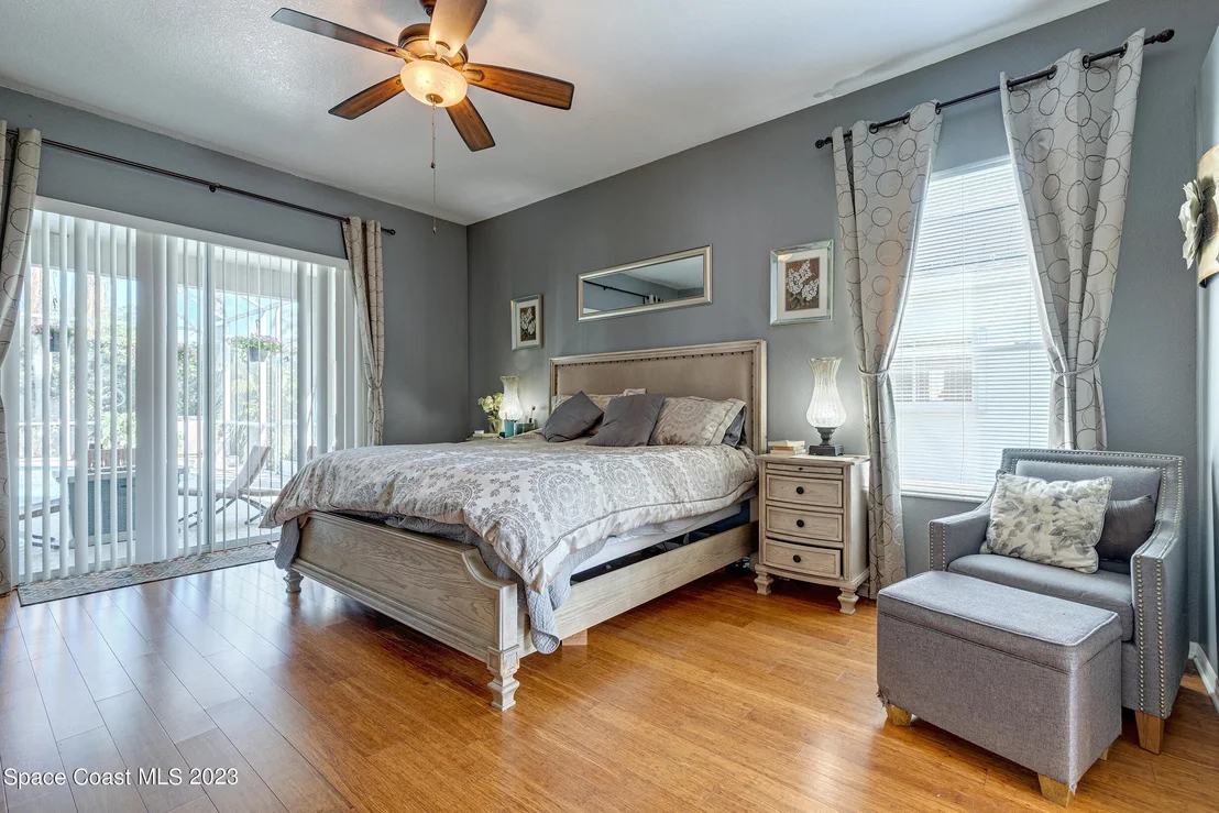Photo of 832 Carriage Hill Road