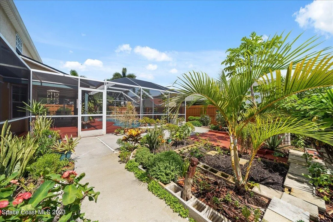 Photo of 2639 Lowell Circle
