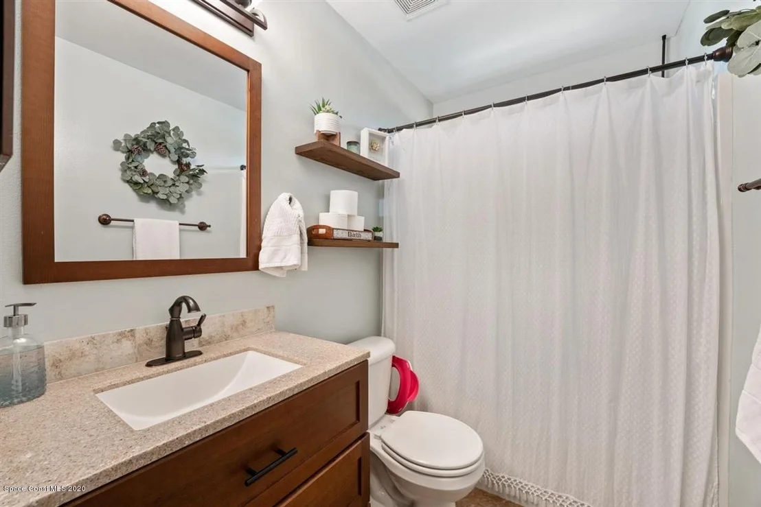 Photo of 962 Del Mar Circle