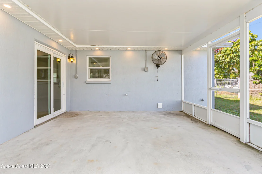Photo of 1973 Mosswood Drive