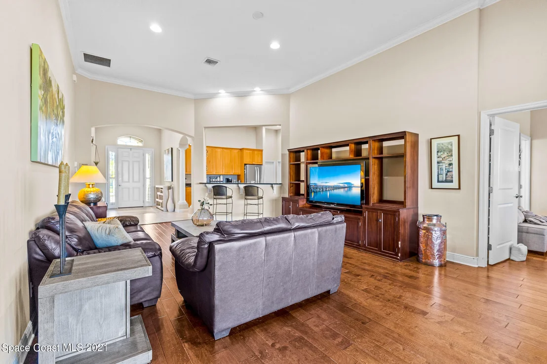 Photo of 5931 Herons Landing Drive