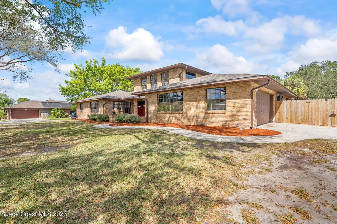 Photo of 2780 Pomello Road
