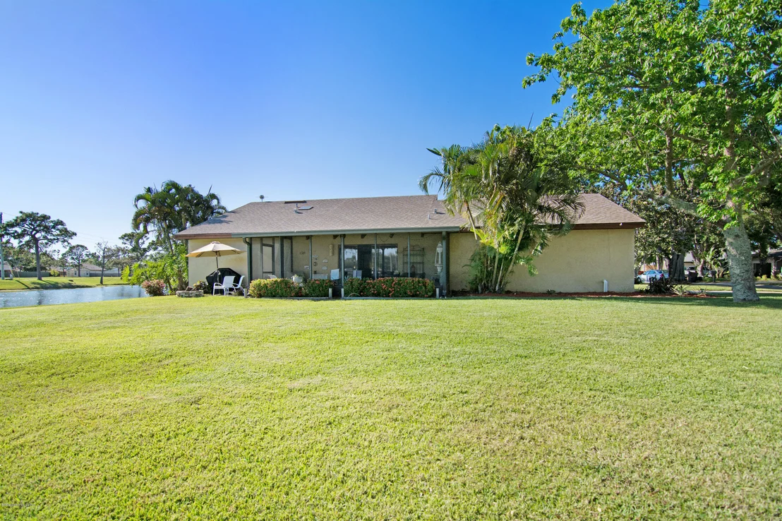 Photo of 200 Bayhead Drive