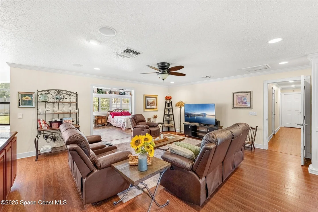 Photo of 8000 Pine Needle Lane
