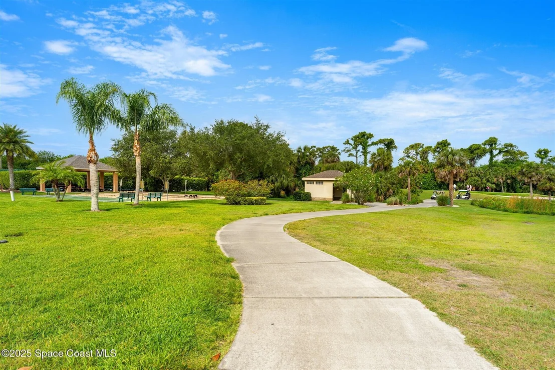 Photo of 2436 Addington Circle