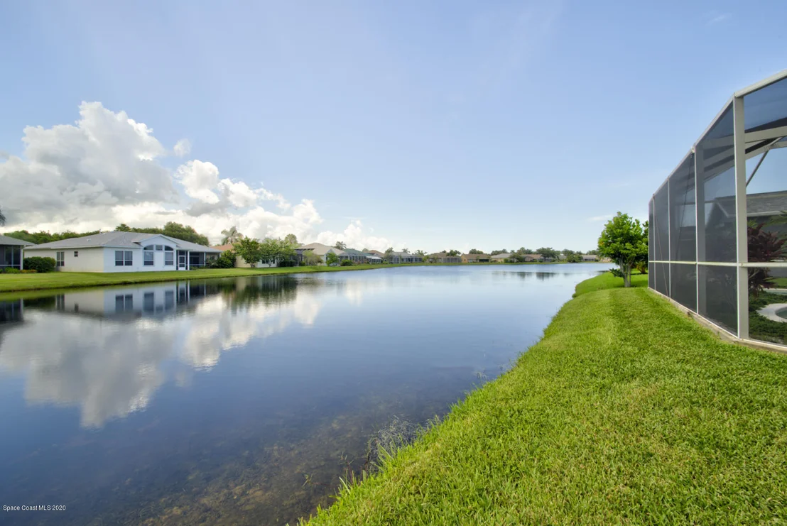 Photo of 1008 Fieldstone Drive