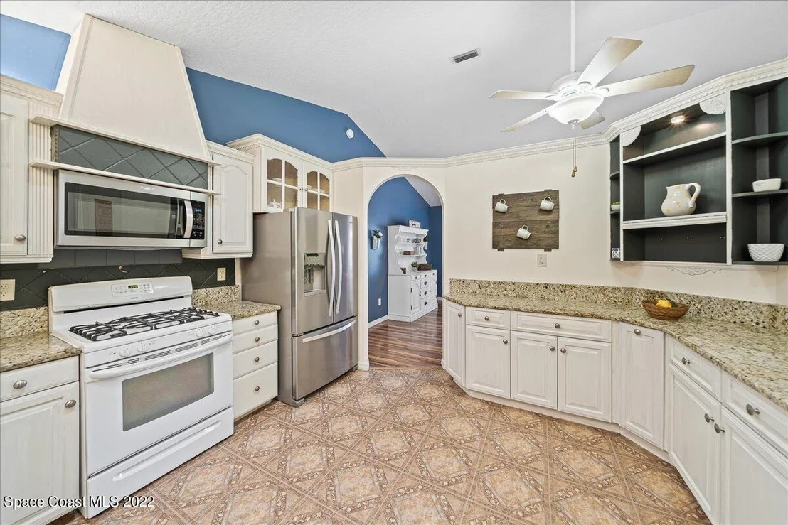 Photo of 1057 Red Bud Circle