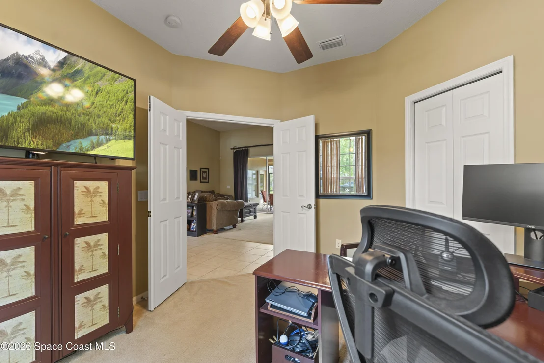 Photo of 385 Tunbridge Drive