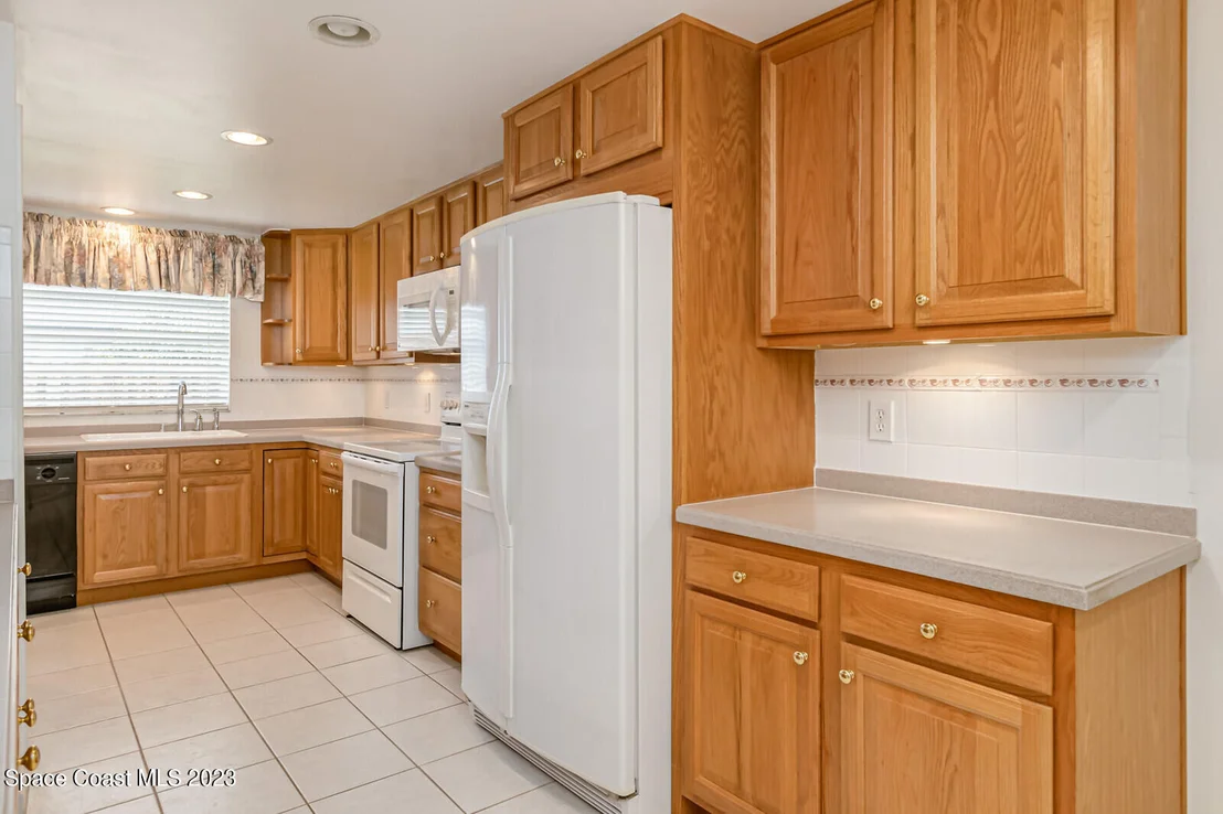 Photo of 536 Solitaire Palm Drive