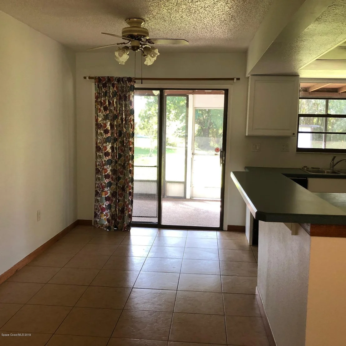 Photo of 2828 Stearns Avenue NE