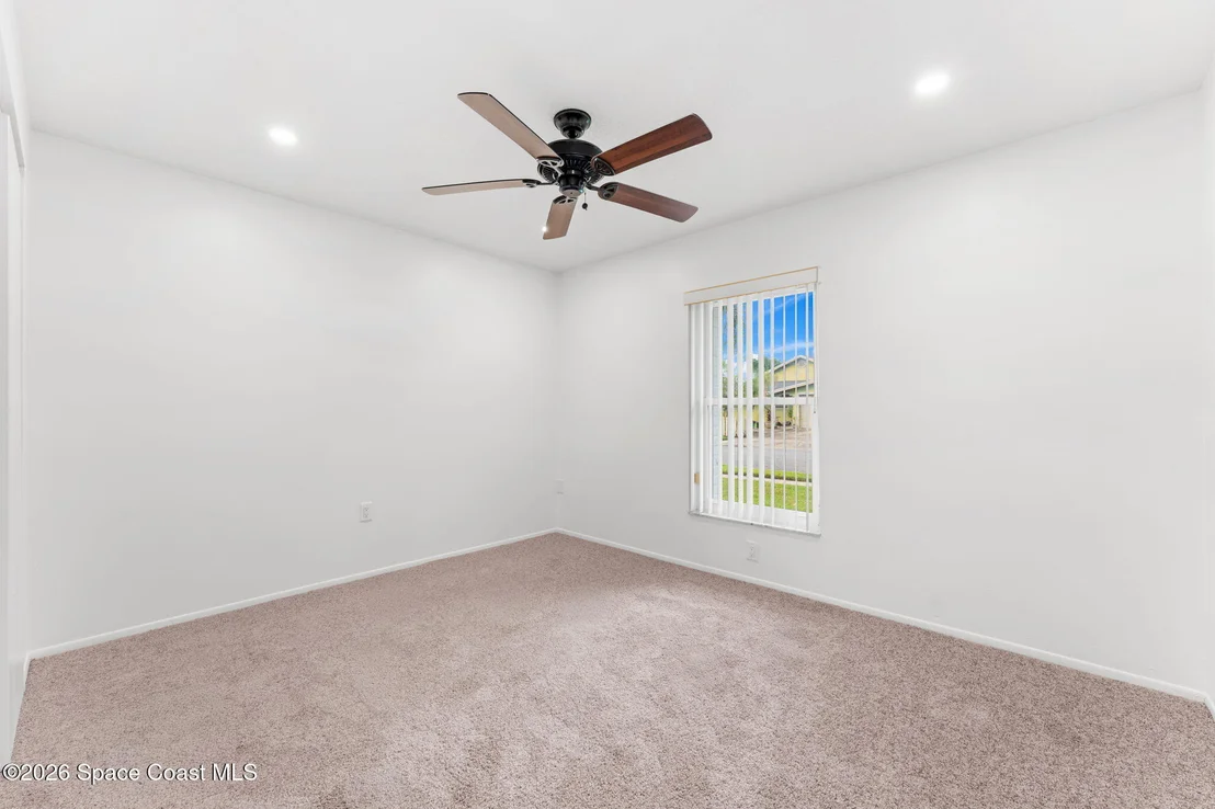 Photo of 419 Earl Avenue