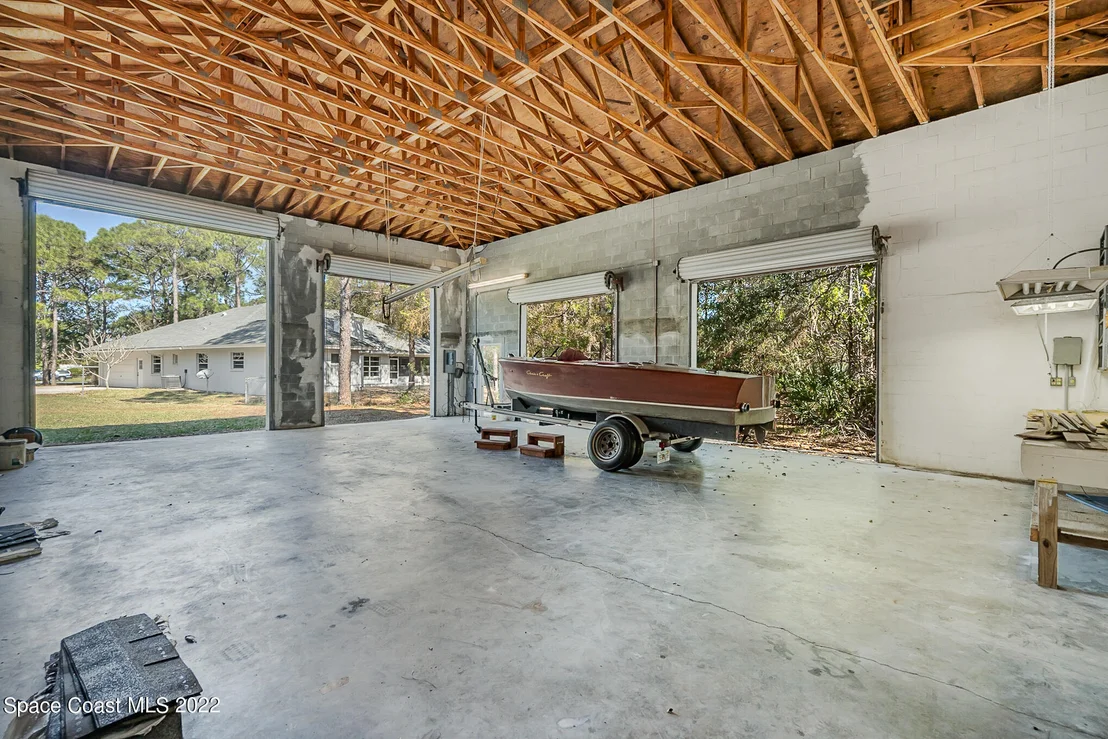 Photo of 2002 Mattison Drive NE
