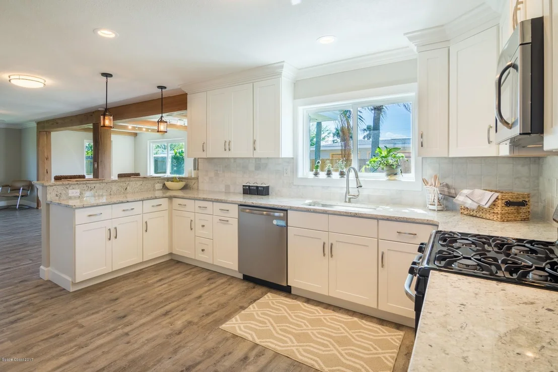 Photo of 446 N Neptune Drive