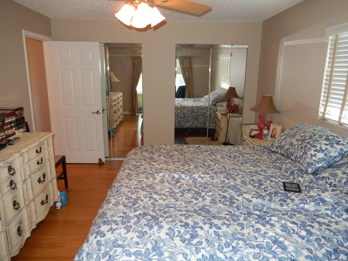 Photo of 327 Nikomas Way