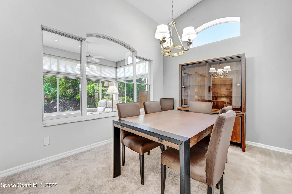 Photo of 348 Renaissance Avenue