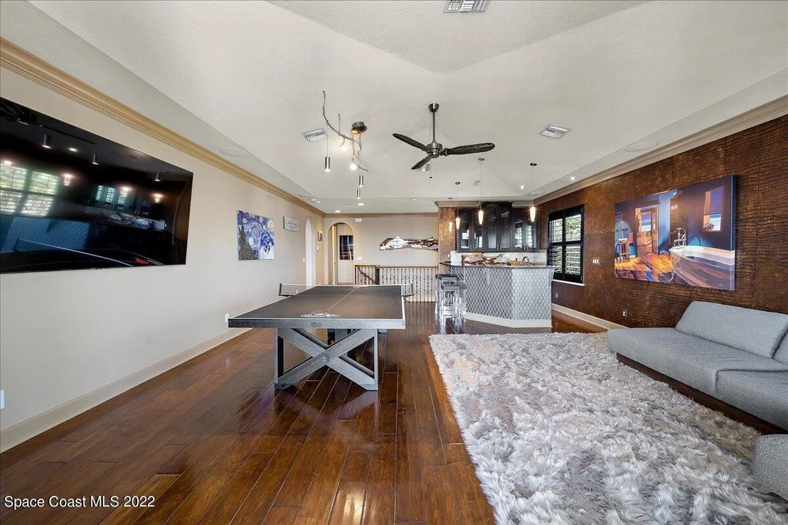 Photo of 671 Indian River Drive