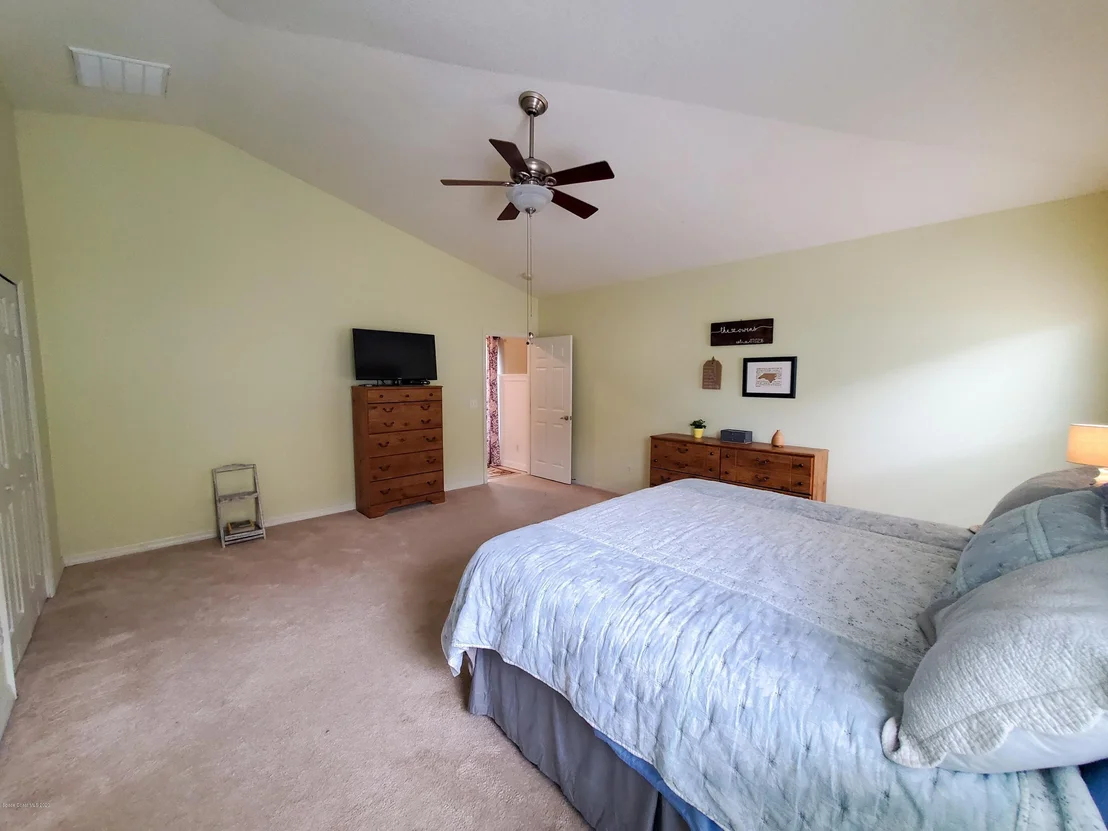 Photo of 4960 Hidden Creek Road