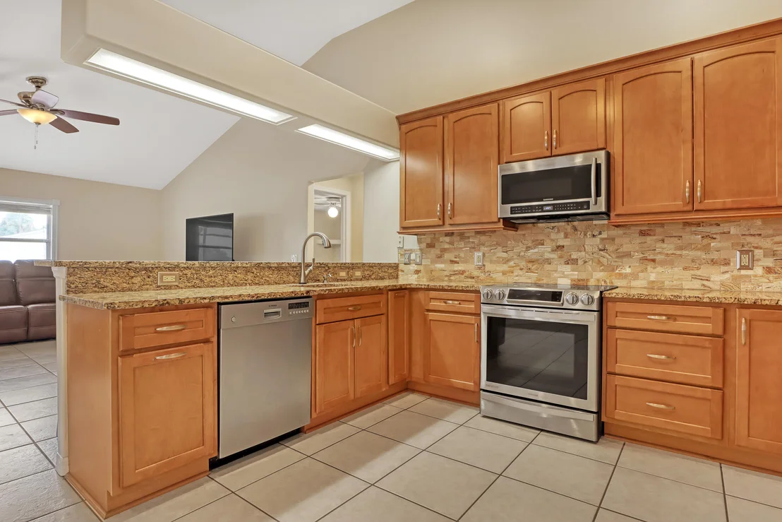 Photo of 1840 Barton Boulevard