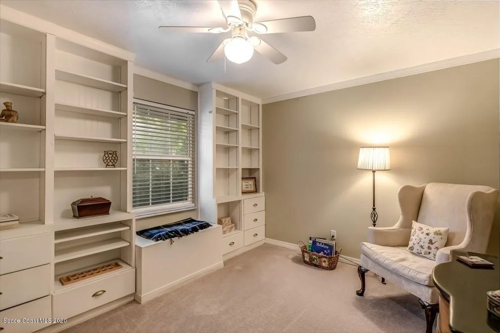 Photo of 677 W Pine Road