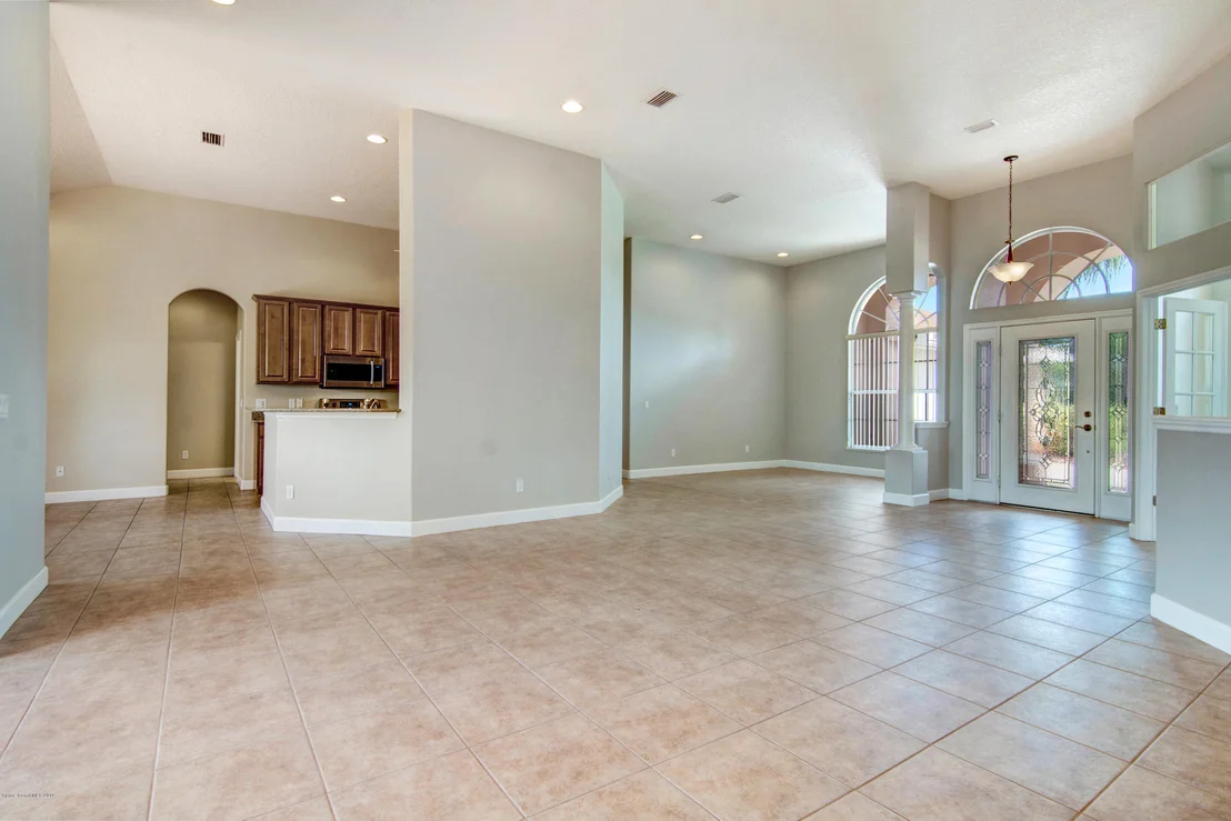 Photo of 1617 Auburn Lakes Drive