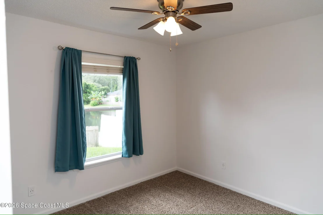 Photo of 1122 Hidden Cove Circle N