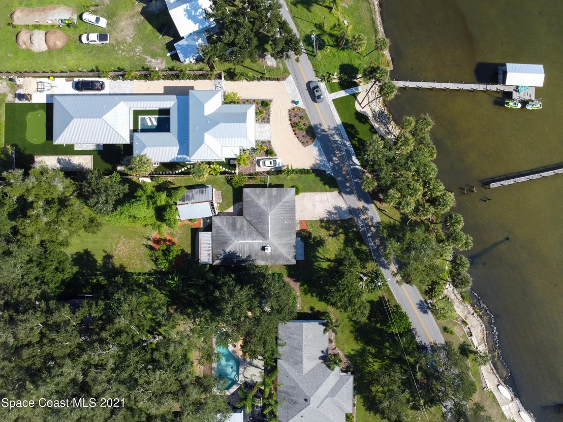 Photo of 4235 Indian River Drive