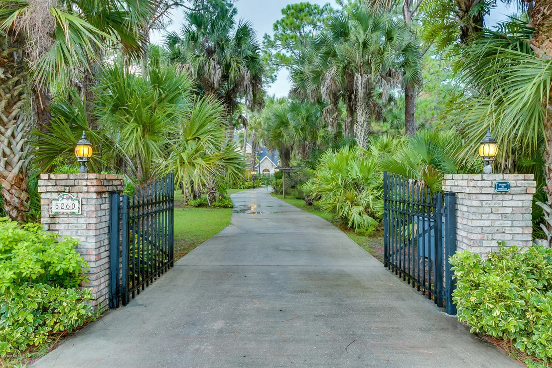 Photo of 5260 Sorrel Drive