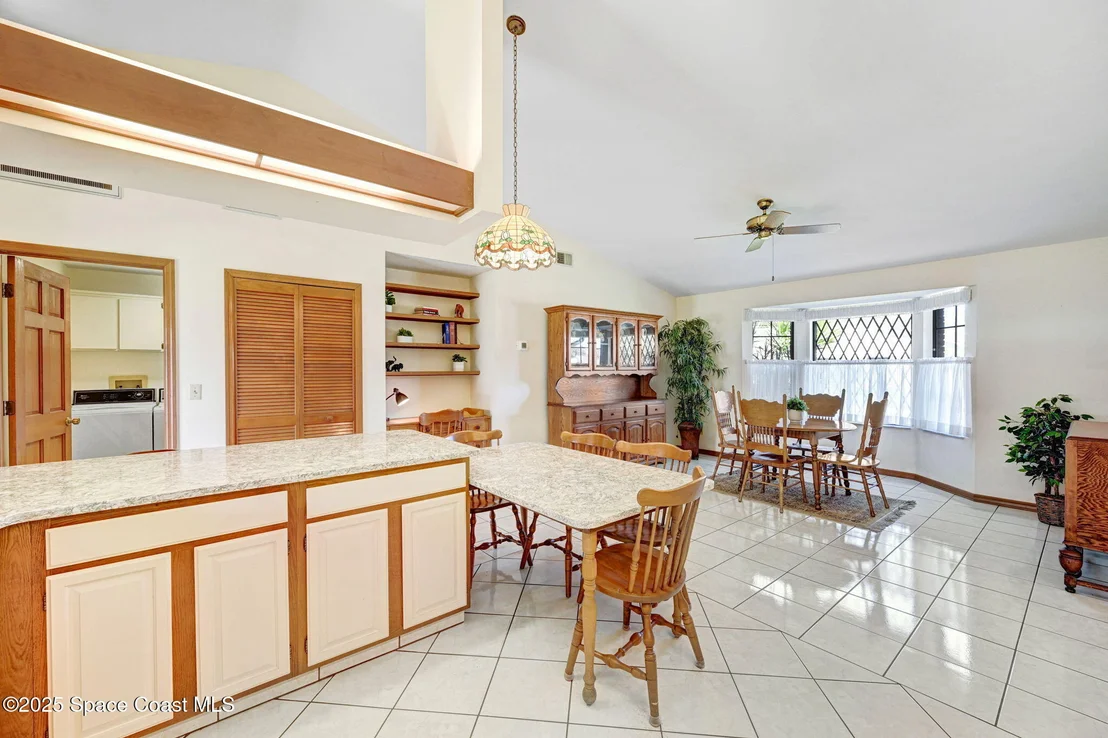 Photo of 2977 Saint Helens Way