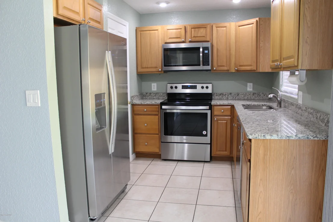Photo of 2535 Stratford Drive