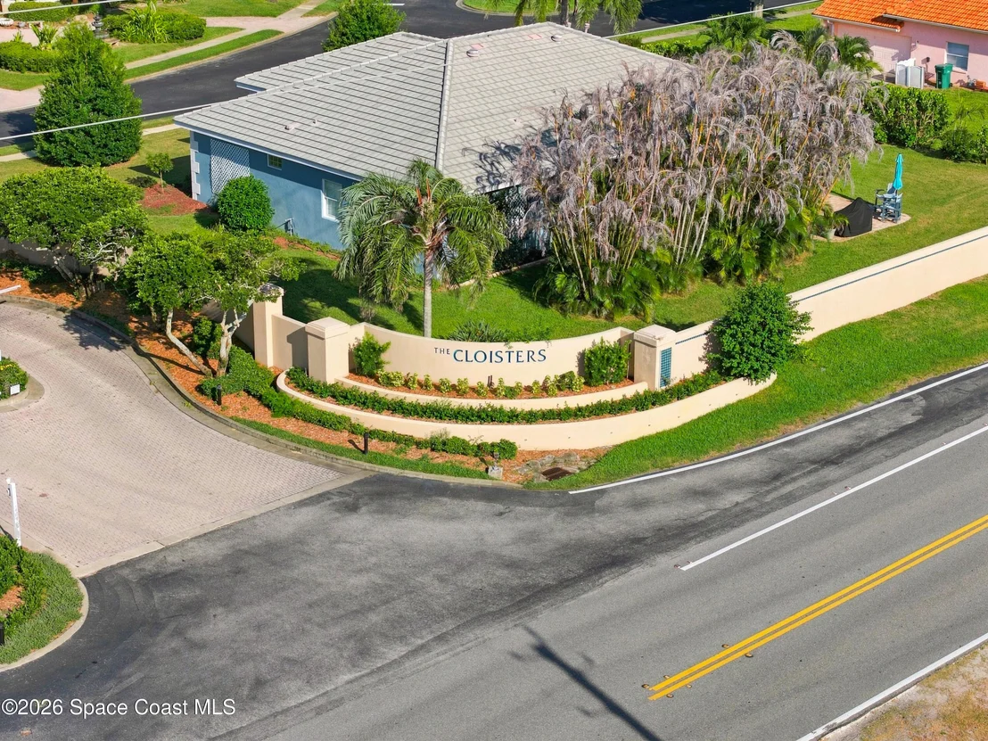 Photo of 565 Newport Drive