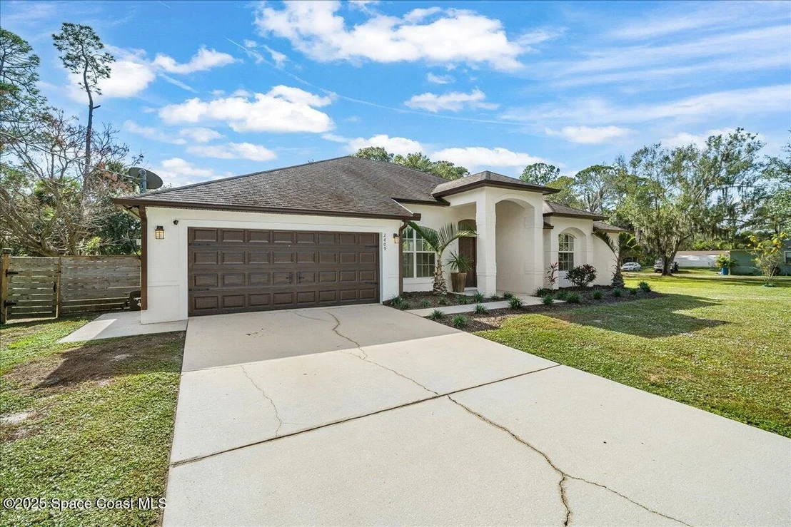 Photo of 2409 Granger Road