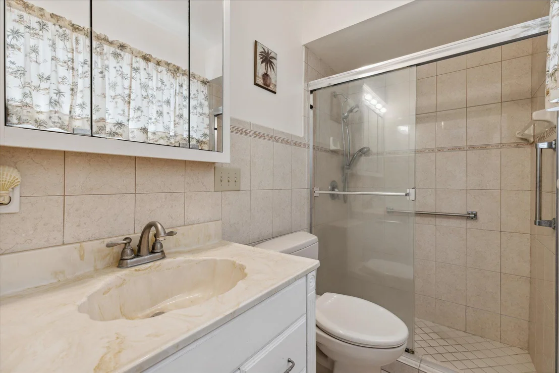 Photo of 2962 Chipper Drive NE