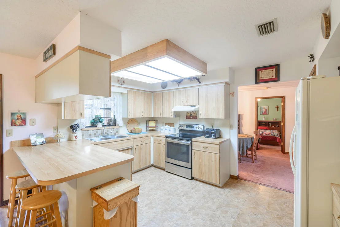 Photo of 2835 Beran Lane