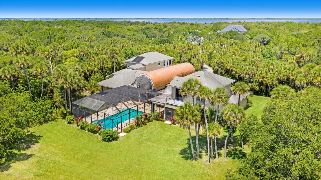Photo of 5640 Willoughby Drive