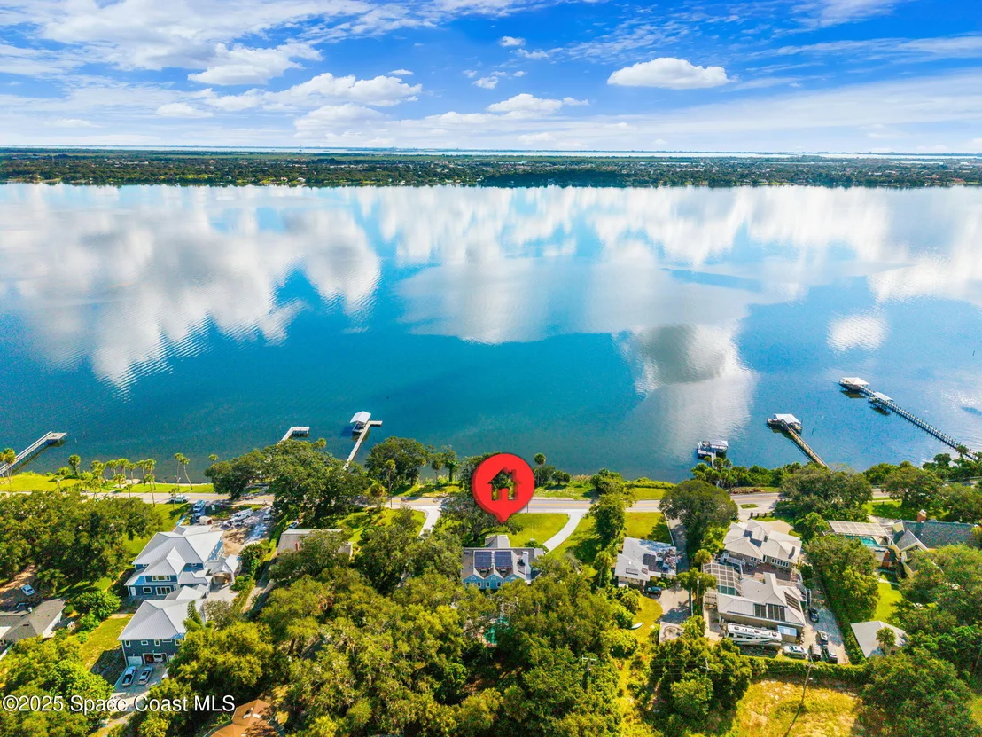 Photo of 875 N Indian River Drive