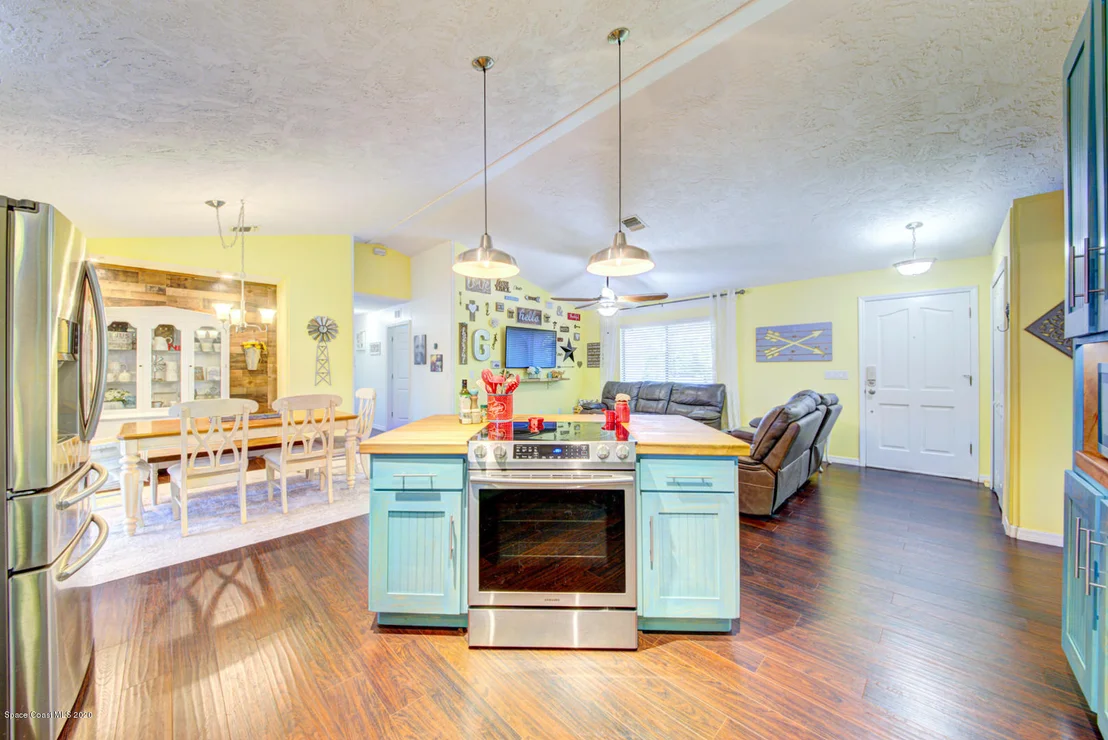 Photo of 6421 Hunt Road