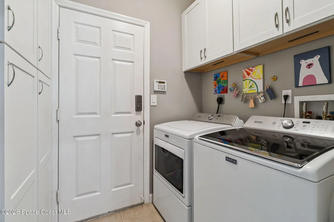 Photo of 409 Gardendale Circle SE