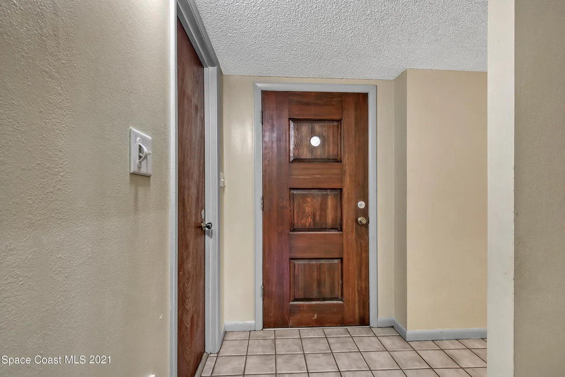 Photo of 2502 Meadow Lane