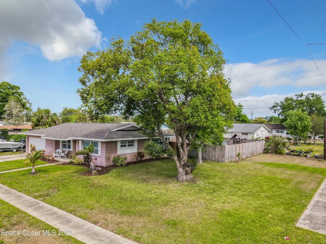 Photo of 2900 Cooper Drive