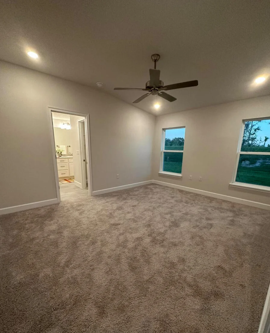 Photo of 1079 Grantham Lane